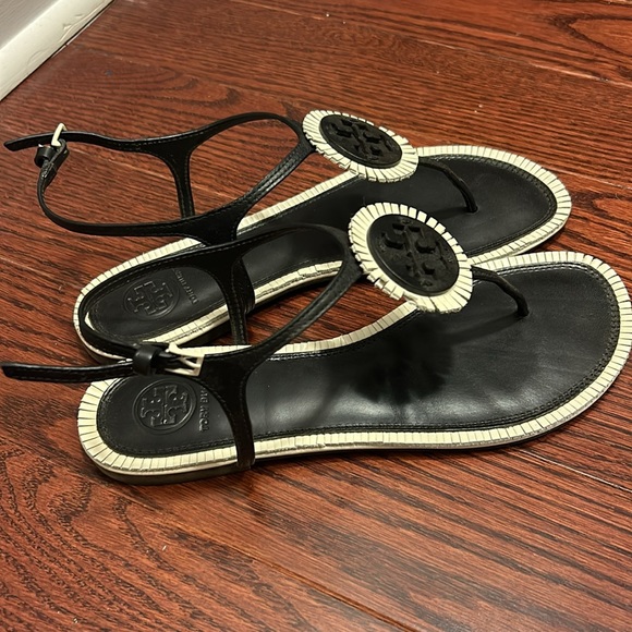 Tory Burch Miller Fringe Flat Leather Sandals - Perfect Navy/Ivory - Picture 3 of 3